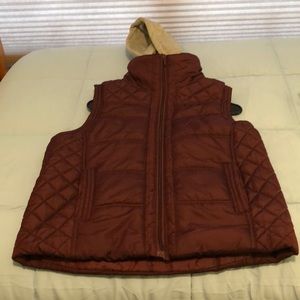Burgundy Puffer Vest EUC